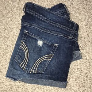 HOLLISTER CO. DENIM SHORTS